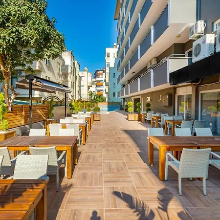 Royalisa Aparthotel